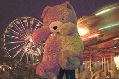 24-carnival-worker-stuffed-bear-prize-w536-h357-2x